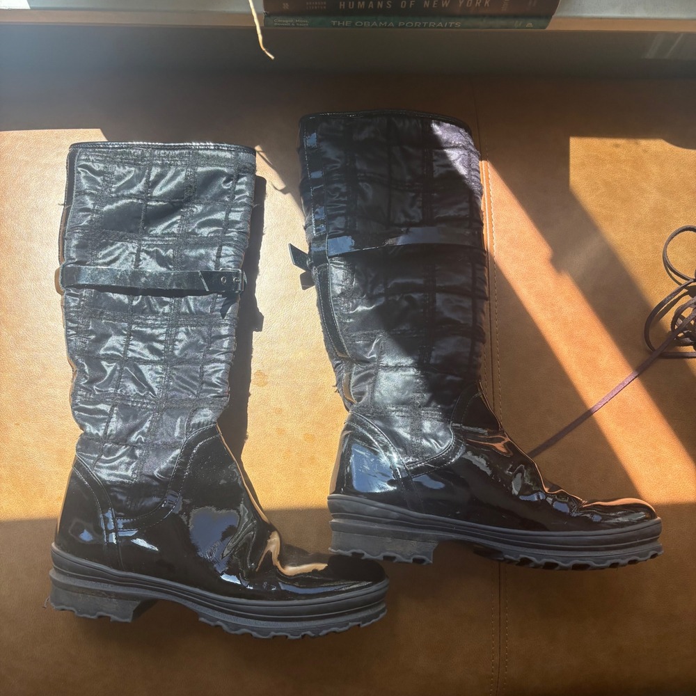 Aquatalia Black Quilted Patent Leather Boots Lug Sole Buckle Detail Size 8